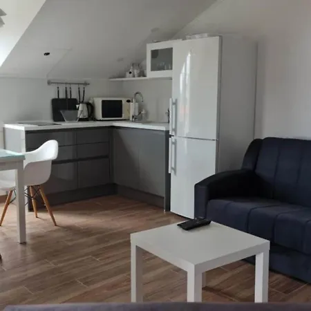 Near The - Two Bedroom 703 Appartement