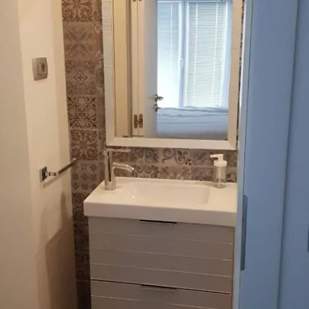 Near The - Two Bedroom 703 Apartmán *
